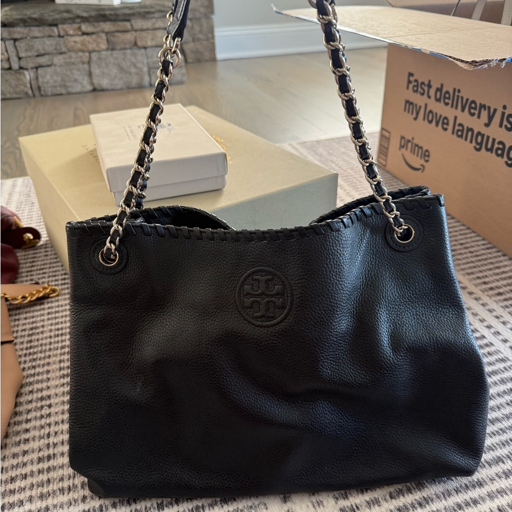 Tory Burch Black Leather Shoulder Bag with Chain Straps
